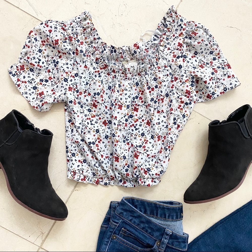 Japna Floral Crop Top Size Small